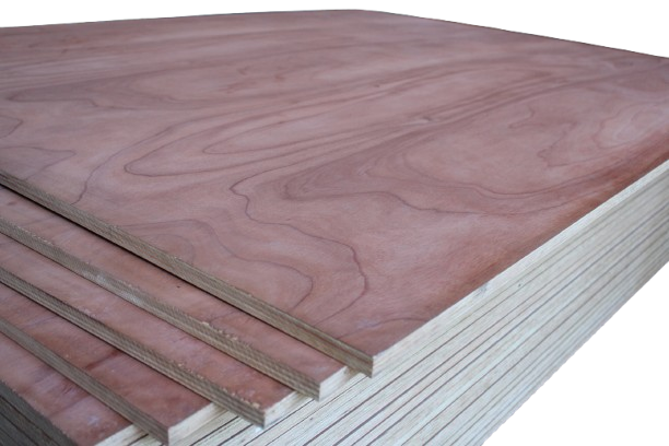 MULTILAMINADO CEDRO  2,10x1,60 4mm